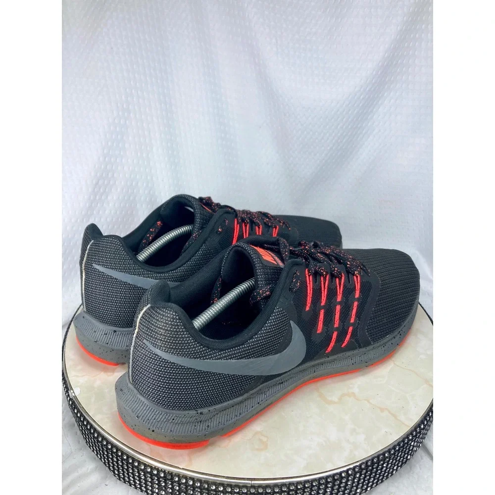 Nike Run Swift Running Shoes Mens 14 Black Hyper Crimson Sporty Low Top Sneakers